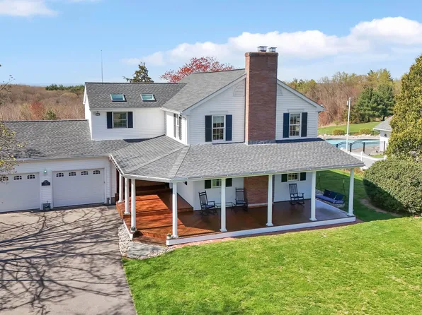 921 Neipsic Road, Glastonbury, CT 06033