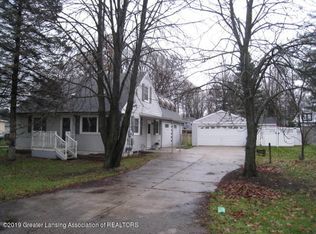 5833 Hilliard Rd, Lansing, MI 48911
