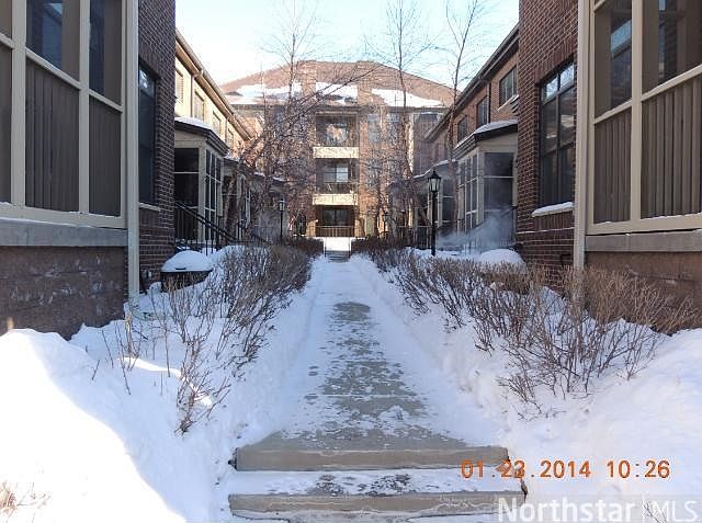 1st image of 843 River Mews Ct