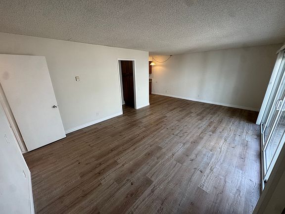 4th image of 124 1st St APT 2