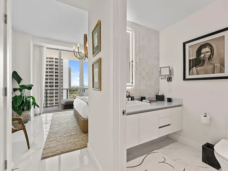3100 N Ocean Dr #H-1006 — Photo 36