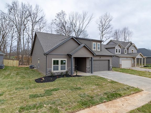 5th image of 123 Sango Dr