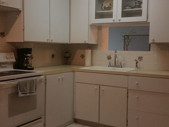 3rd image of 70 Reynolds Ave