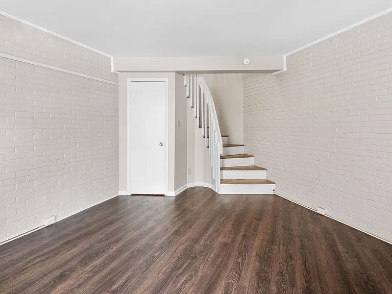 Foxtree Apartments — Photo 39