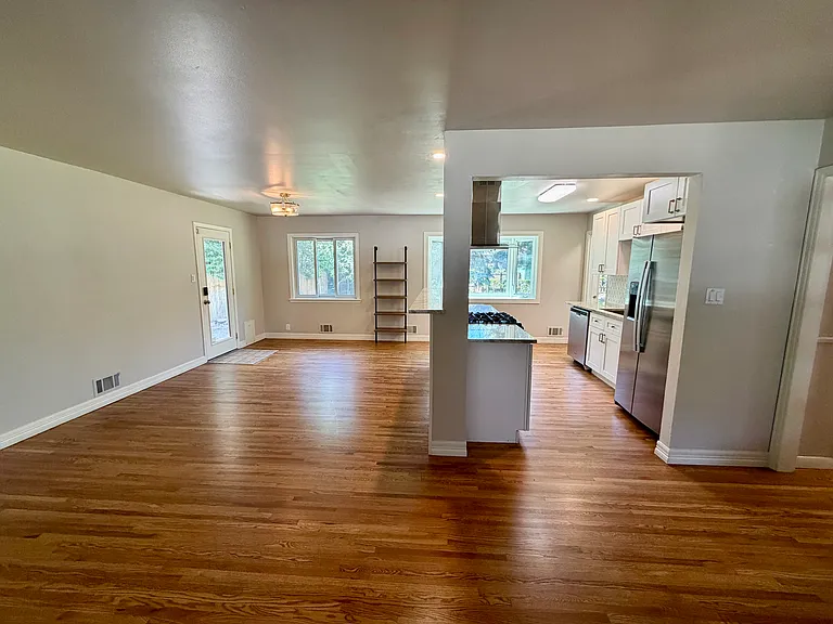 4660 E Wyoming Pl — Photo 22
