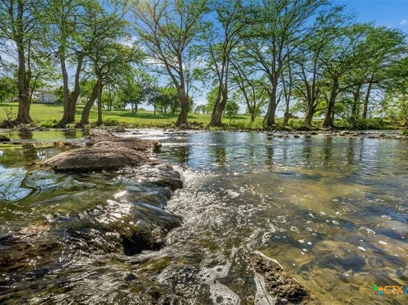 640 E Mather St #102, New Braunfels, TX 78130