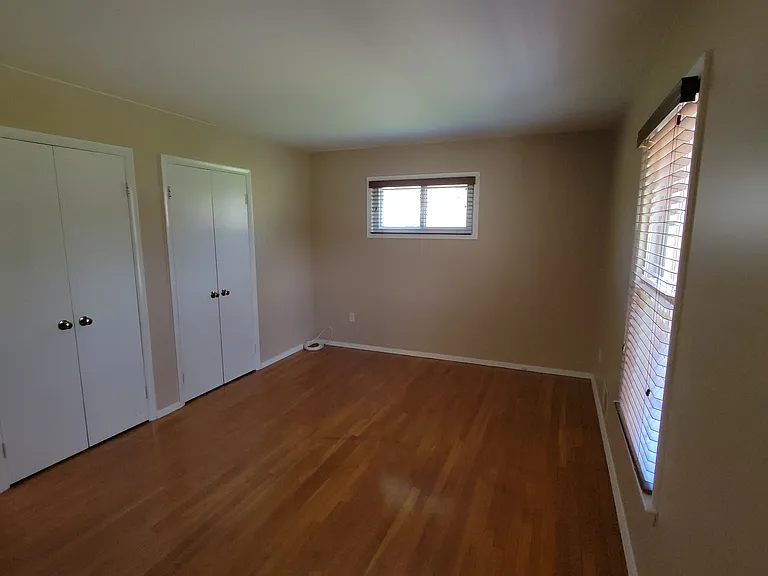 7425 Bee Bee Dr — Photo 9