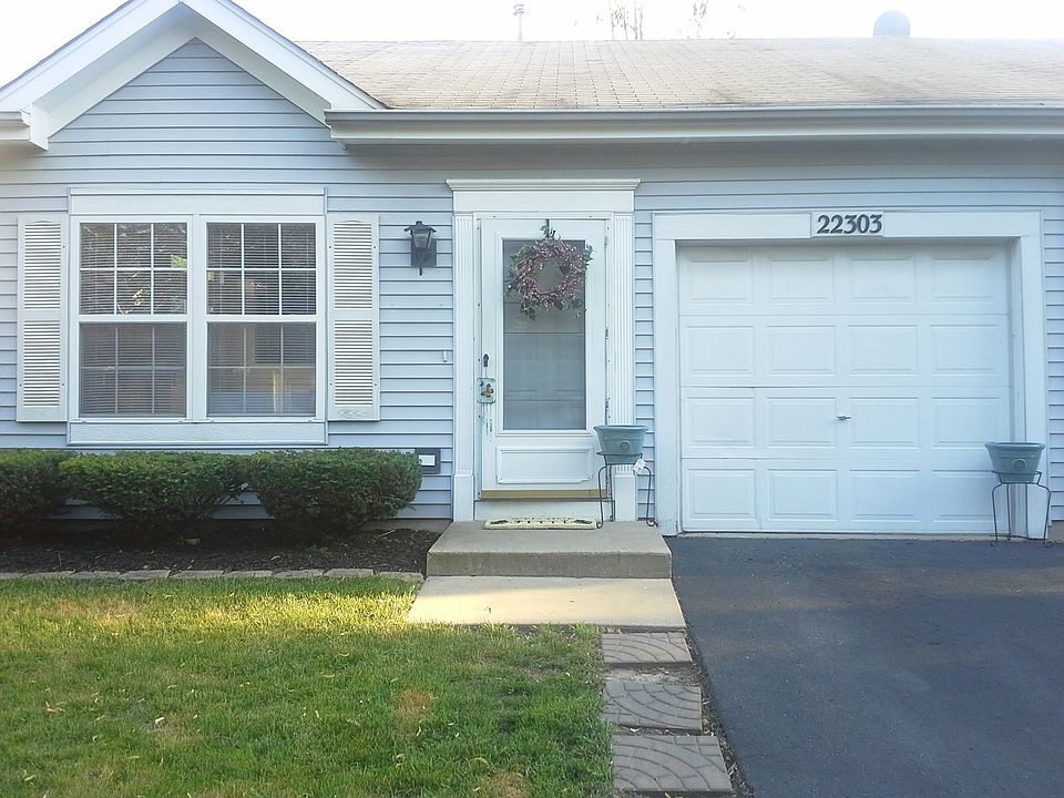 1st image of 22303 W Niagara Ct