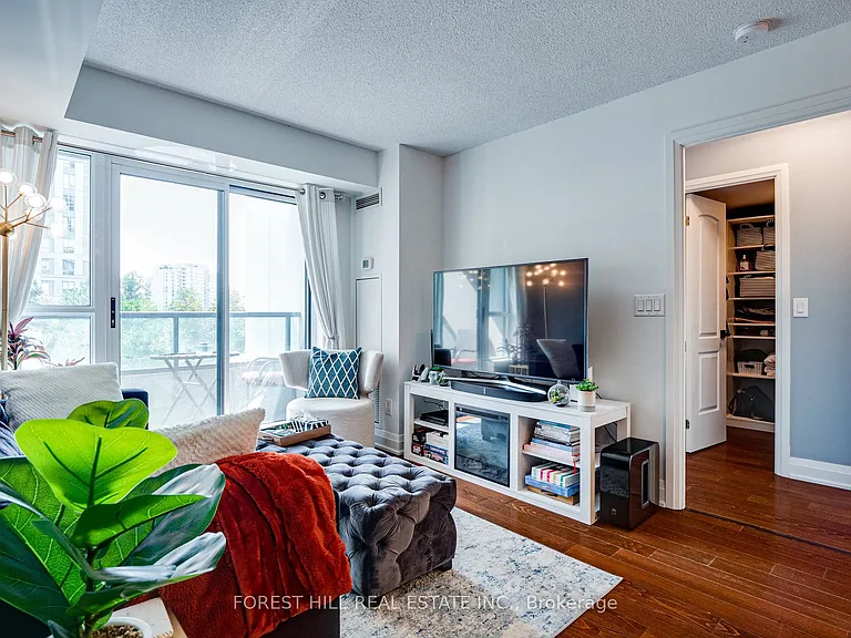 30 N Park Rd #214 — Photo 16