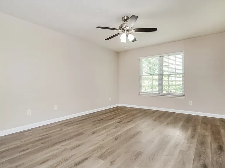 306 Ashley Manor Way — Photo 9