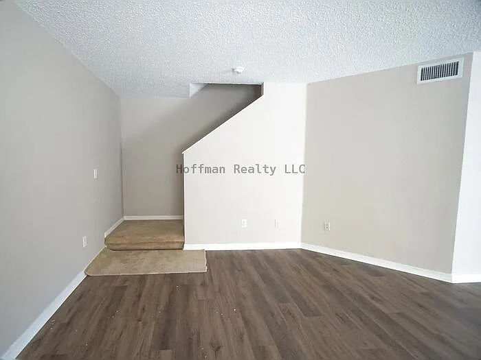 10811 Brickside Ct — Photo 11