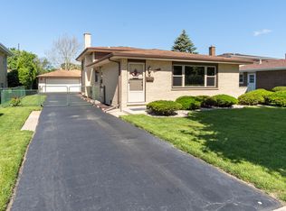 4436 Madison Ave, Brookfield, IL 60513