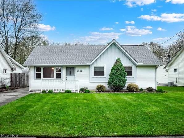 4359 Brockley Ave, Sheffield Lake, OH 44054