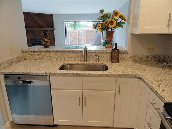 4th image of 2613 Antilles Dr