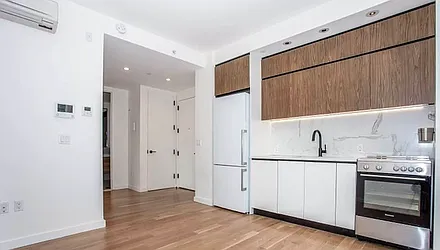 Rented by Artur Gutman, LREB