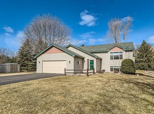 546 Gilbert Rd, Hudson, WI 54016
