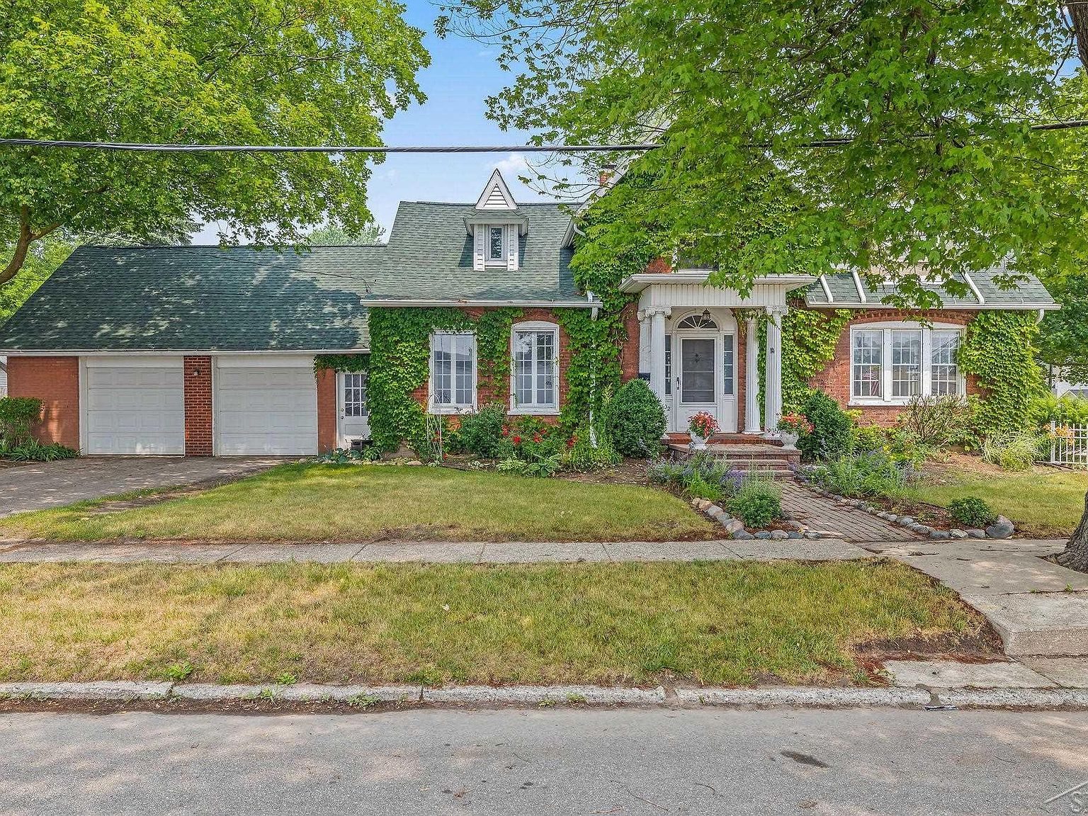 102 Griffes St, Clio, MI 48420 Zillow