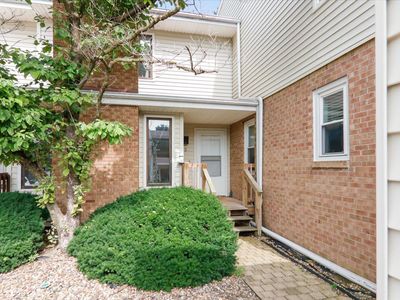 903 N Linden St APT 3, Normal, IL, 61761