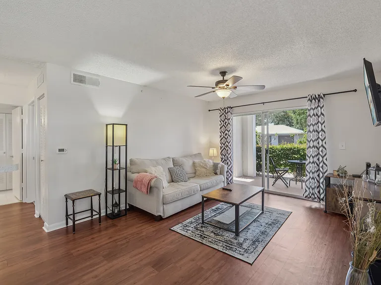 Coquina Cove Apartments — Photo 59