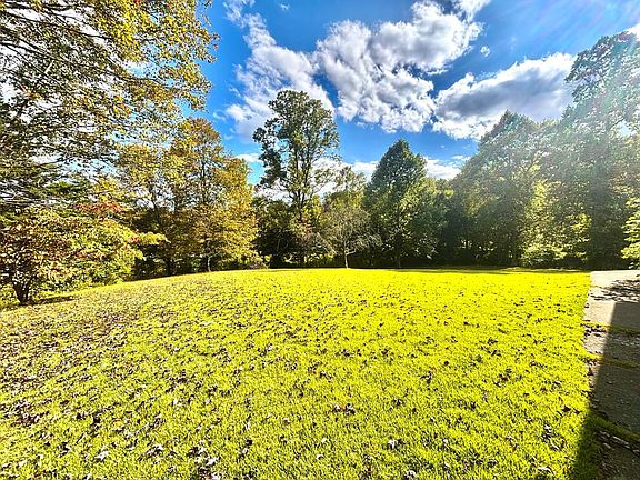 5th image of 2367 Beckwith Rd