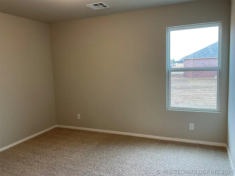 16123 S 87th East Ave — Photo 15