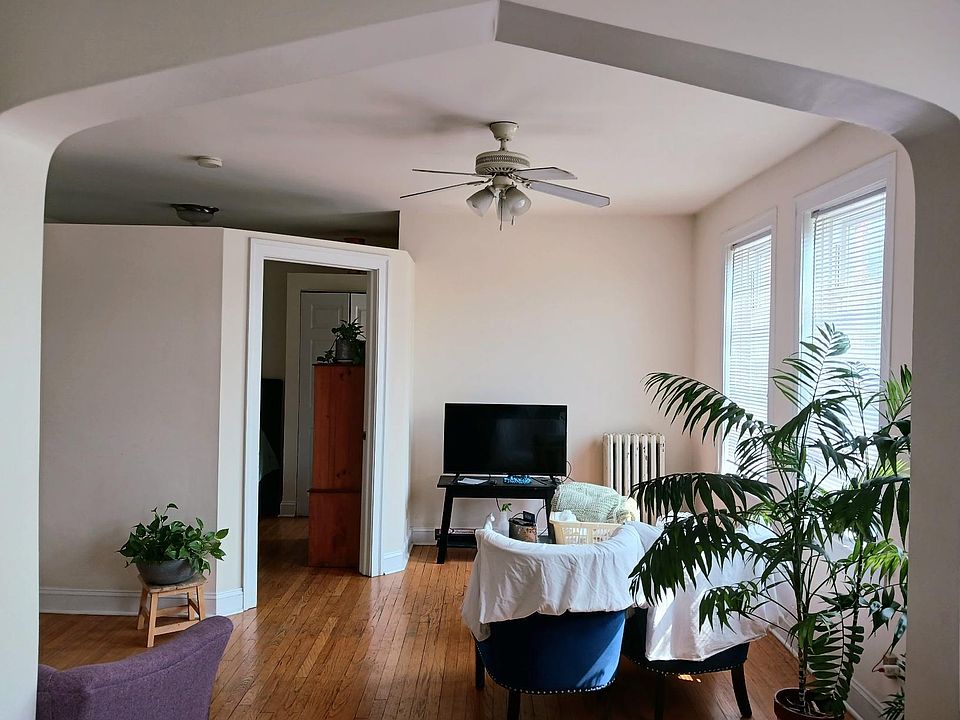 1st image of 10250 S Wood St APT 34