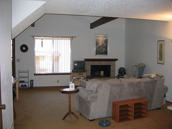 Fireplace view in living