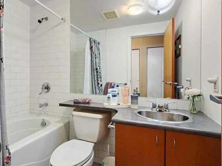 409 Swift St #511 — Photo 6