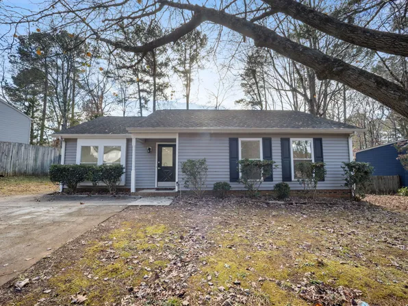 107 N Atley Ln, Cary, NC 27513