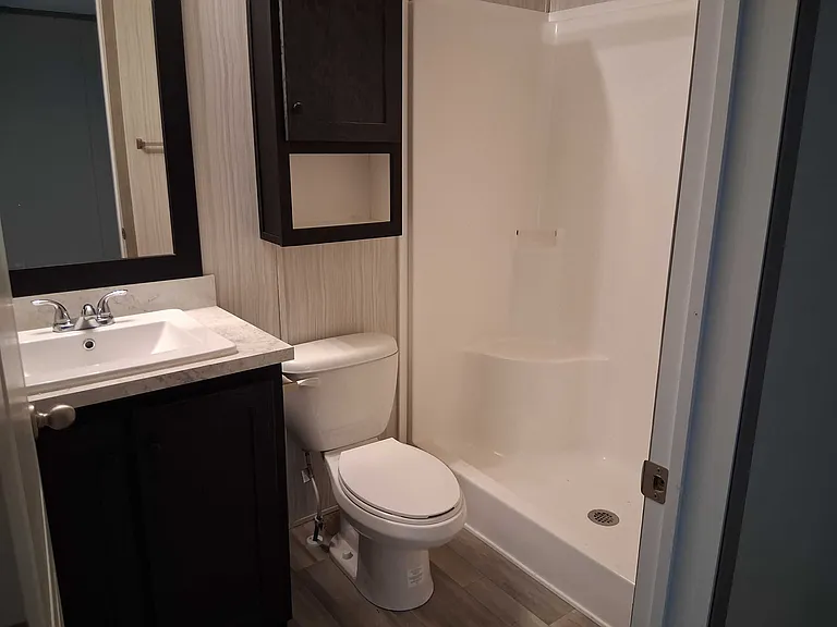 1713 Pella Ave — Photo 7