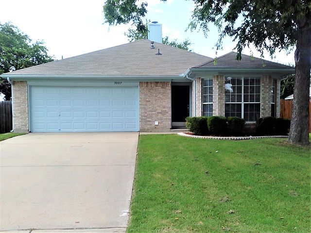 1st image of 3007 Scenic Glen Dr