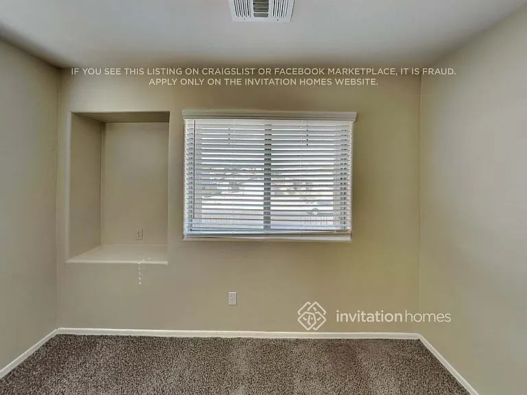 25549 W Whyman St — Photo 15
