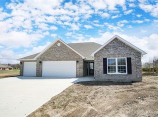 1001 Plymouth Ct, Troy, OH