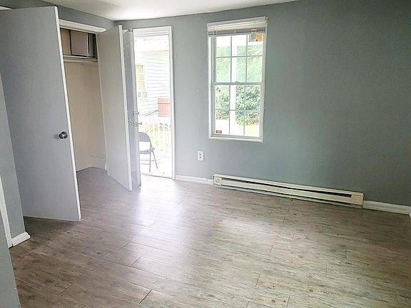 5th image of 515 S Pine St #2