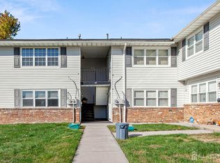 10 California Ct APT A, Matawan, NJ 07747