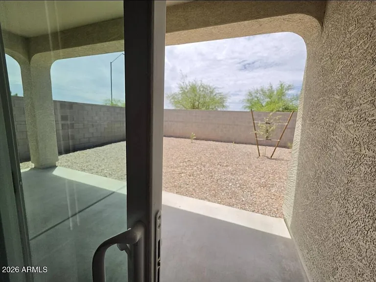 18399 W Buckskin Trl — Photo 45