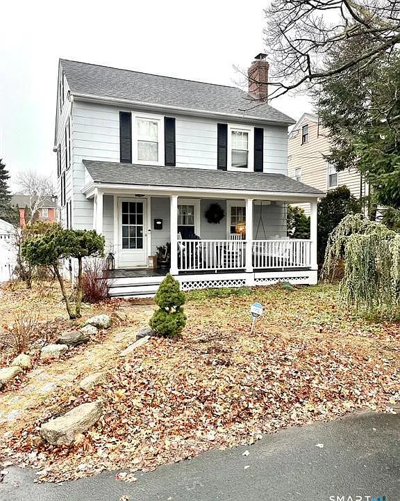 54 Bungalow Ave