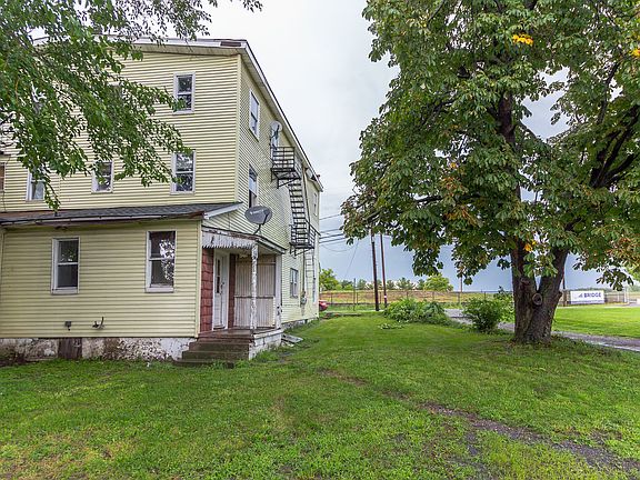 5th image of 630 Roseberry St