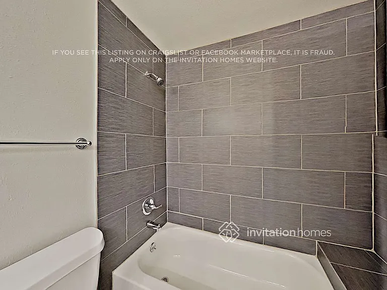 3869 S Helena St — Photo 21