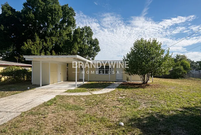 4301 W Bay Ave — Photo 2