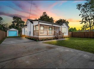 737 Apache St, Houston, TX 77022