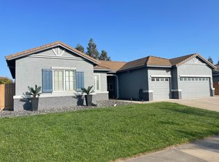 1060 Parnel Way, Galt, CA 95632