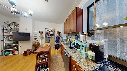 Rented by Bond New York