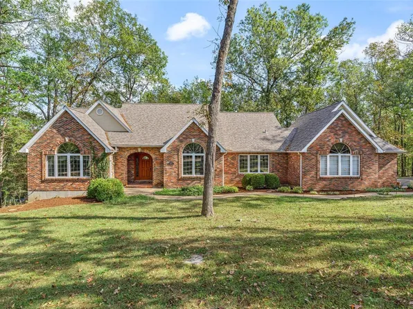 2687 Ridgeview Acres Dr, Festus, MO 63028