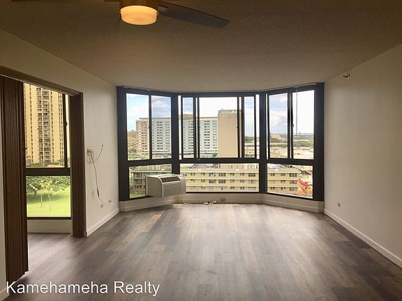 2nd image of 5080 Likini St #South916