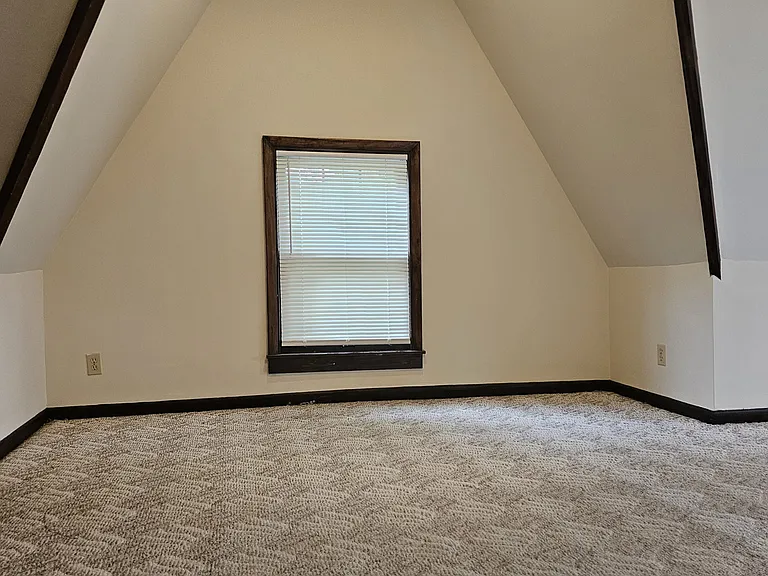 2863 E Derbyshire Rd #3 — Photo 7