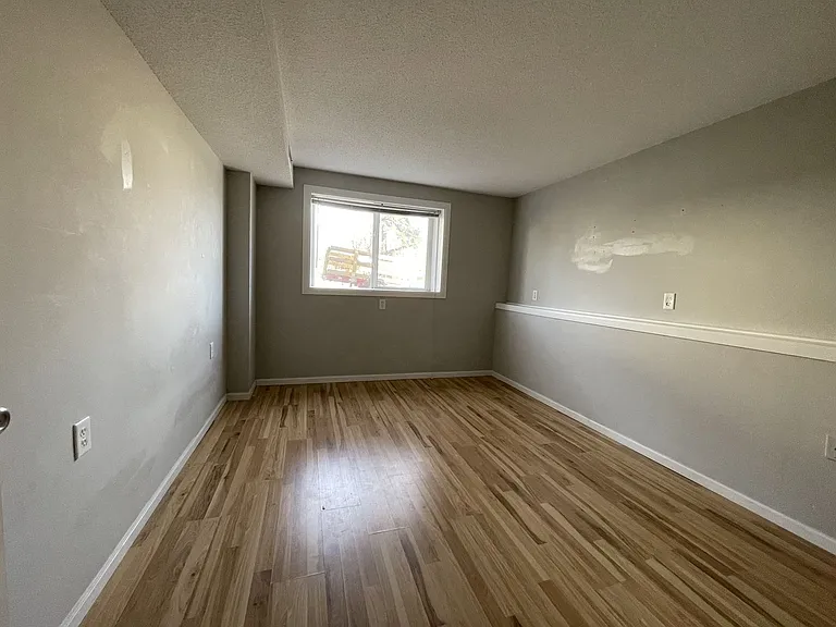 315 Buchanan — Photo 14
