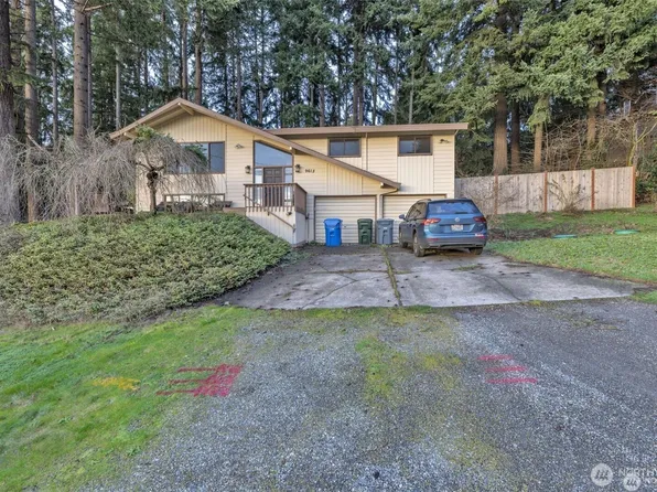 9615 36th Street E, Edgewood, WA 98371
