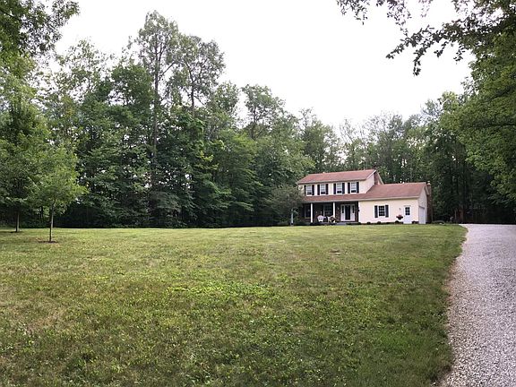 2nd image of 9562 Wildwood Dr