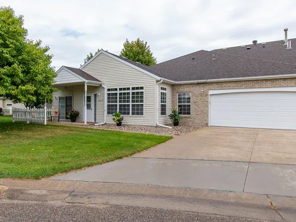 5319 University Dr S Unit B, Fargo, ND 58104